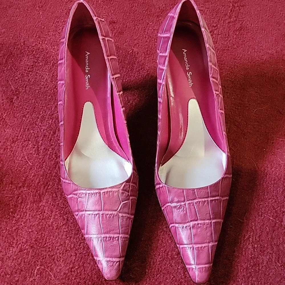 Pink leather heels size 9 - Picture 1 of 4